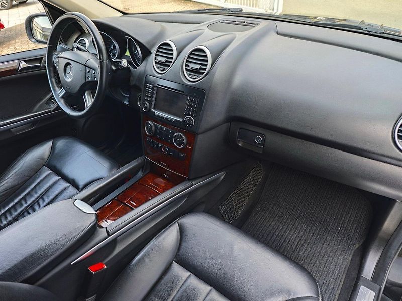 Mercedes-Benz Třídy M (2006) 320CDi 4Matic AirMatic nové ČR - fotka 10 z 47