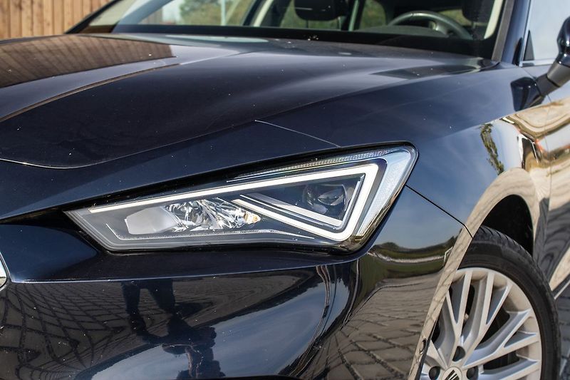 Seat Leon - fotka 8 z 29