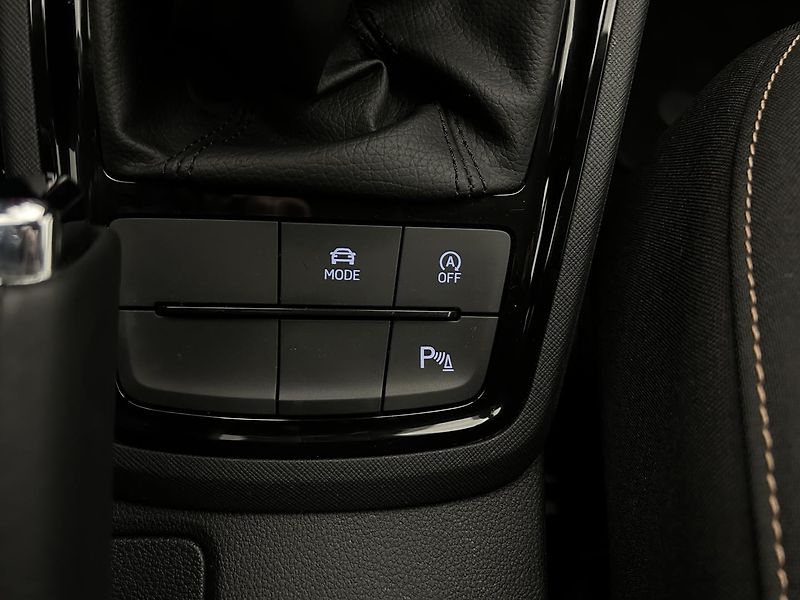 Škoda Scala 1.0 TSi Top selection - fotka 16 z 25