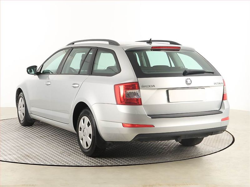 Škoda Octavia (2016) Ambition 1.6 TDI, Tempomat - fotka 4 z 16