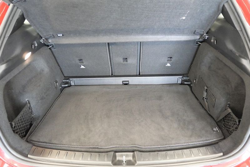 Mercedes-Benz GLA - fotka 25 z 26