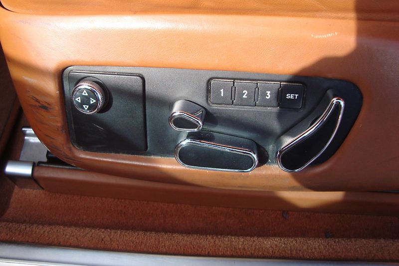 Bentley Continental GT (2013) V8 Twin Turbo - fotka 15 z 40