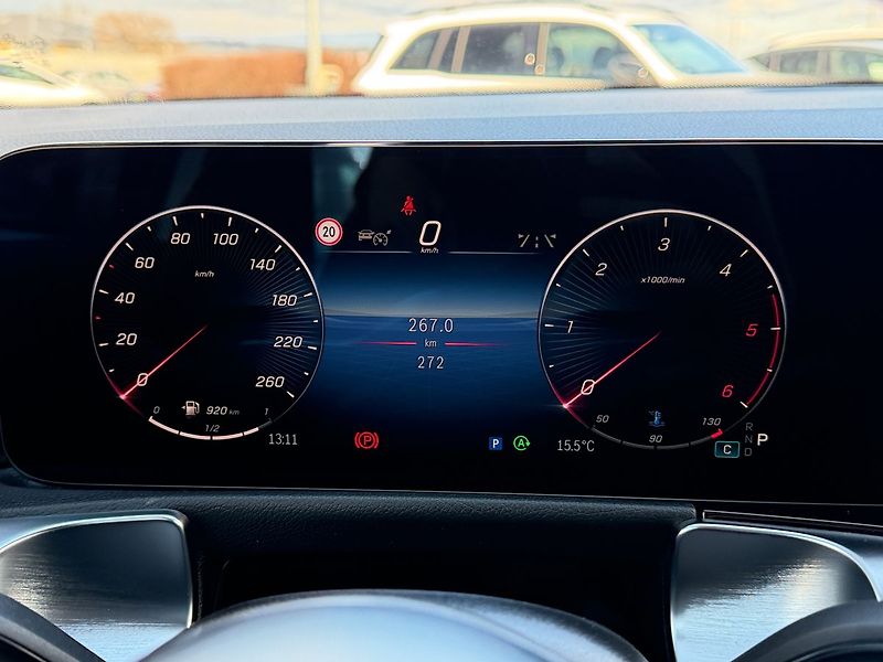 Mercedes-Benz GLB 200 d 4MATIC Progressive E - fotka 16 z 32
