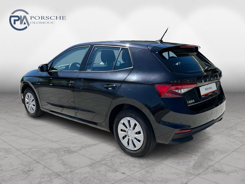 Škoda Fabia 1.0 MPi 59 kW SELECTION - fotka 6 z 27