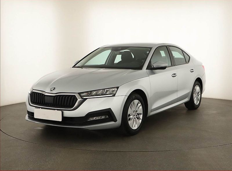 Škoda Octavia (2020) Ambition 2.0 TDI, ČR,1.maj - fotka 2 z 13