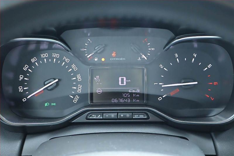 Citroën C3 Aircross (2019) 1.2 PureTech, Serv.kniha - fotka 11 z 22