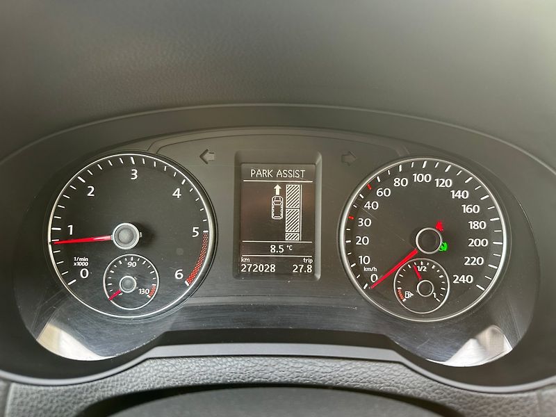 Volkswagen Sharan (2010) 2.0Tdi 125kw DSG Highline - fotka 22 z 35