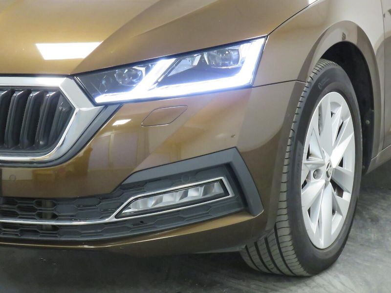 Škoda Octavia - fotka 9 z 25
