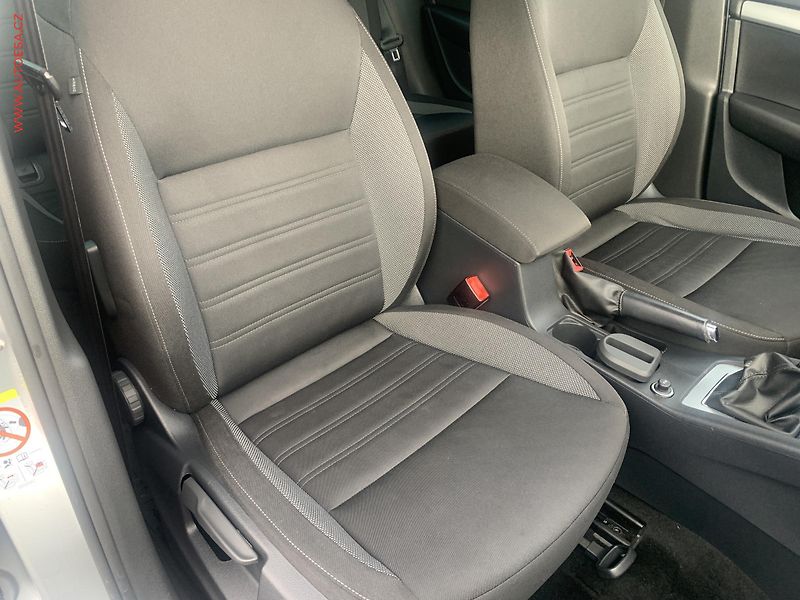 Škoda Octavia (2018) 1.4 TSi, 2.maj,ČR, Ambition - fotka 12 z 20