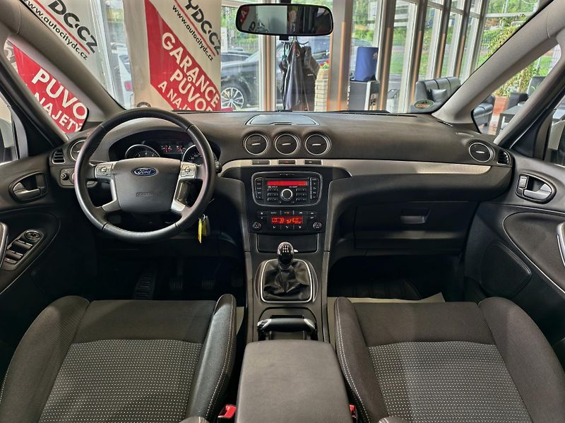 Ford S-MAX 2.0 i Duratec 107kW  - fotka 12 z 18