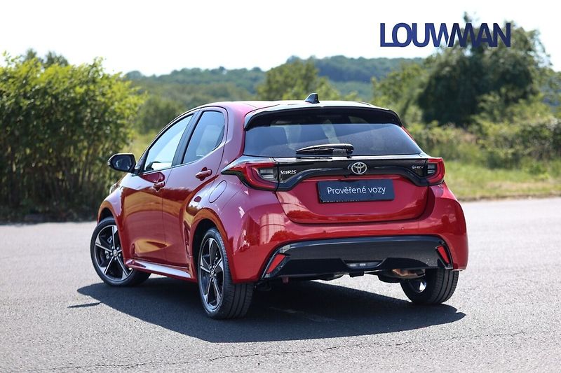 Toyota Yaris 1.5 HEV CVT EXECUTIVE - fotka 24 z 26