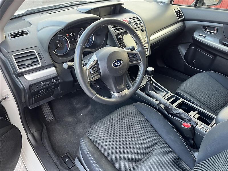 Subaru XV 2,0 D 4x4 108KW KAMERA SERVIS - fotka 9 z 44