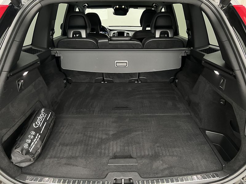 Volvo XC90 B5 AWD MOMENTUM PRO AUT - fotka 6 z 40
