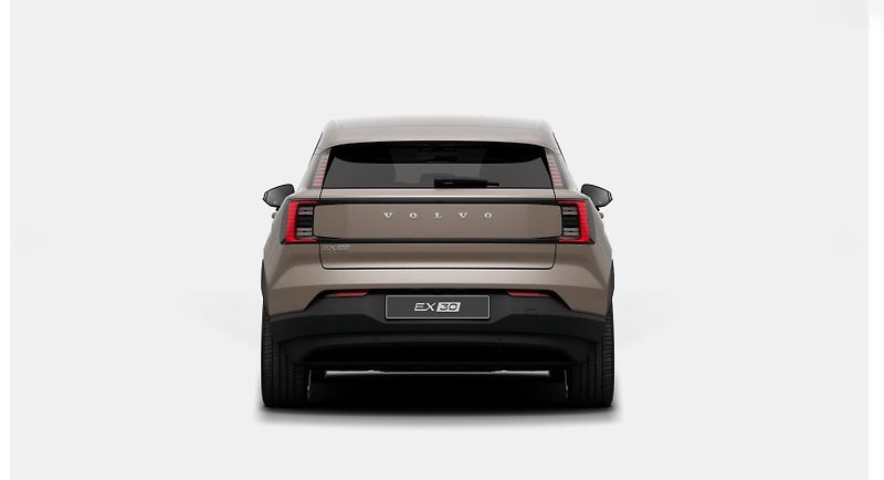 Volvo EX30 (2026) P8 AWD PLUS AUT - fotka 4 z 13