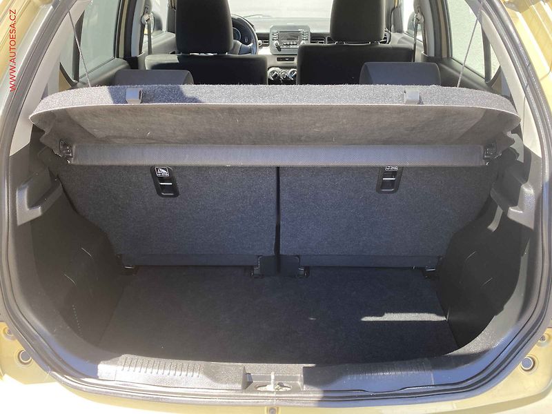 Suzuki Ignis (2017) 1.2i, Klima - fotka 7 z 14