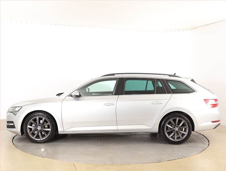 Škoda Superb (2019) Ambition Plus 2.0 TDI, Automat - fotka 3 z 19