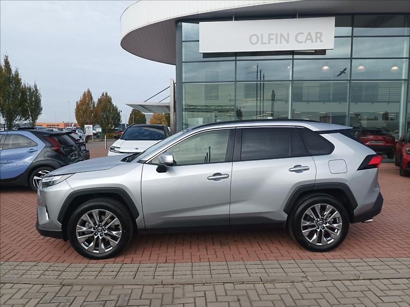 Toyota RAV4 2,5 Executive - fotka 2 z 21