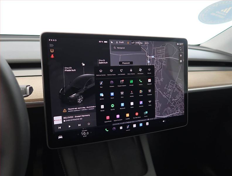 Tesla Model Y (2023) Long Range AWD 79kWh, SoH 93% - fotka 18 z 33