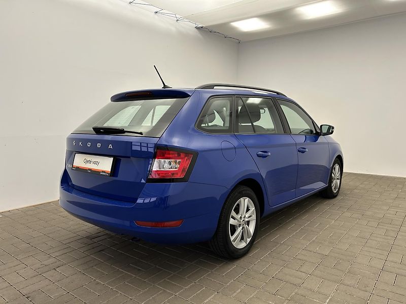 Škoda Fabia 1.0 TSI Ambition - fotka 2 z 21