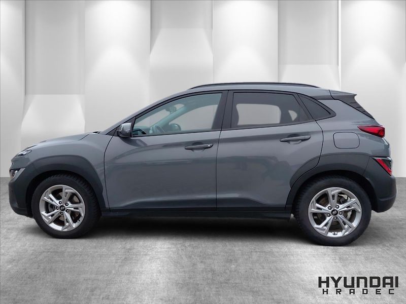 Hyundai Kona 1,6   1.6T-GDi Smart DCT - fotka 8 z 23