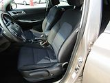 Hyundai Tucson (2017) 1.7TGDi, 2.maj,ČR, AC, temp - náhled 9