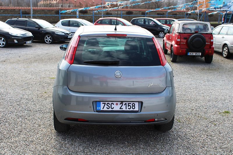 Fiat Grande Punto (2007) 1,4i KLIMA EL.OKNA ALU17 KŮŽE - fotka 6 z 14