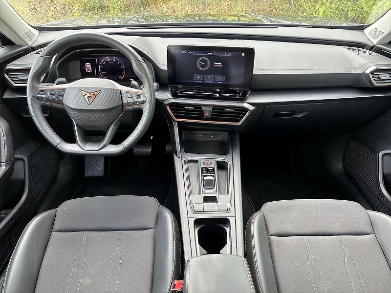 Cupra Formentor (2023) 1.5 TSI DSG - fotka 5 z 27
