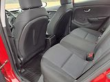 Hyundai i30 1.4i PĚKNÝ STAV, SERVISKA - náhled 23