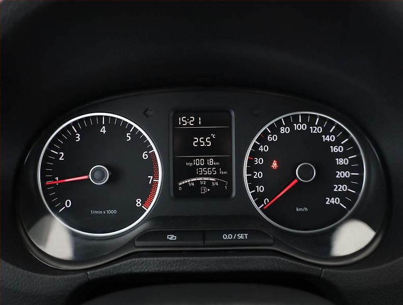 Volkswagen Polo (2011) 1.2 12V - fotka 8 z 13