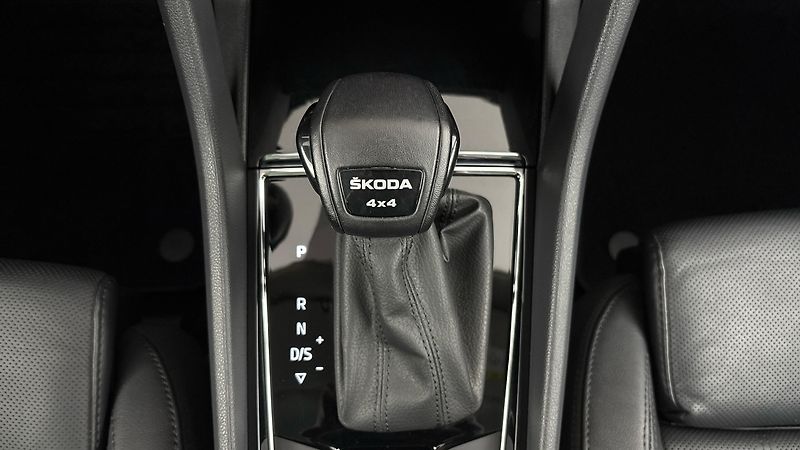 Škoda Kodiaq 2.0 TDI DSG 4x4 L&K - fotka 29 z 35