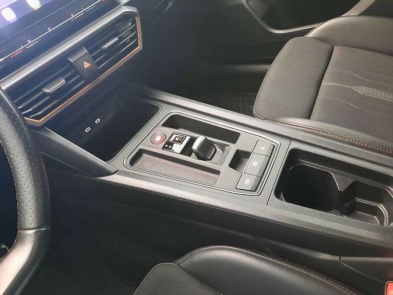 Cupra Leon (2023) SP 1.5 TSI (110kW/150k) DSG - fotka 13 z 35