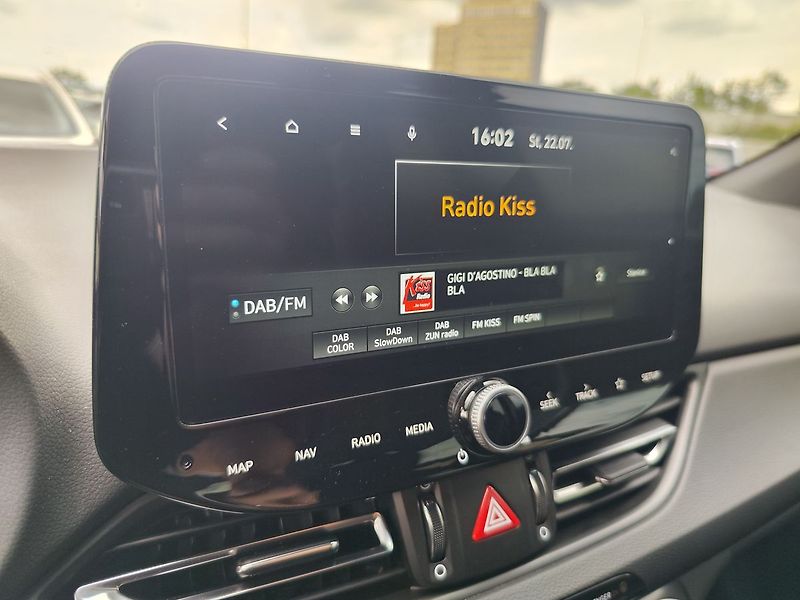Hyundai i30 1.5 T-GDI/103kW N-Line DCT - fotka 19 z 36