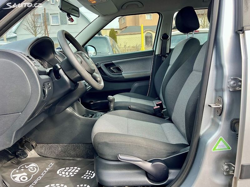 Škoda Fabia (2011) 1.2 TSI 63kW Klima,ServisŠkoda - fotka 12 z 18