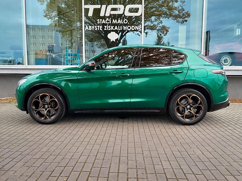 Alfa Romeo Stelvio (2026) Intensa  4x4 2,0 280PS - fotka 6 z 37