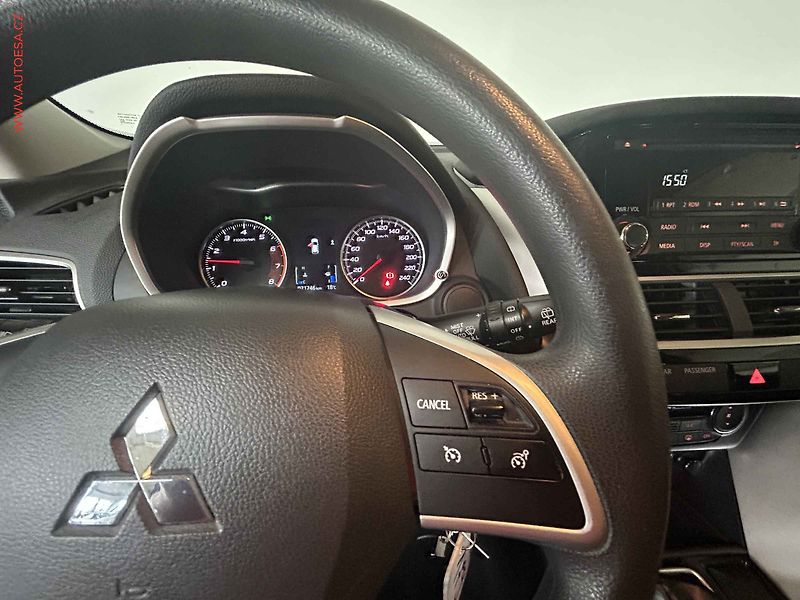 Mitsubishi Eclipse Cross (2019) 1.5 T-MIVEC, ČR, AC, temp - fotka 17 z 17