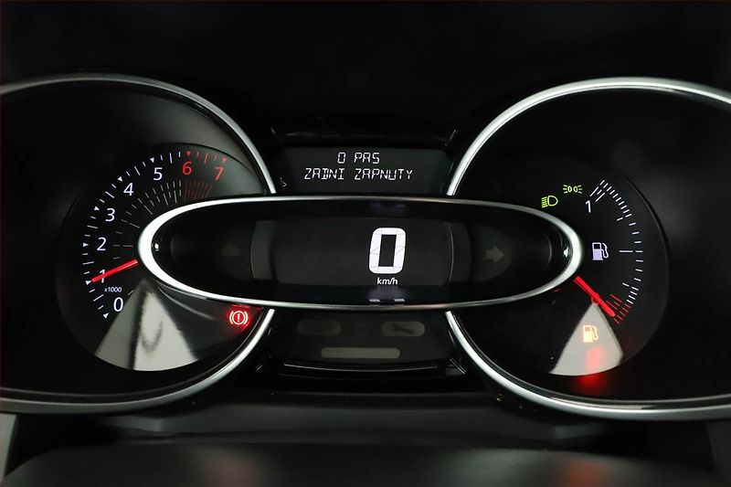 Renault Clio (2017) Alize 0.9 TCe, Serv.kniha - fotka 8 z 14