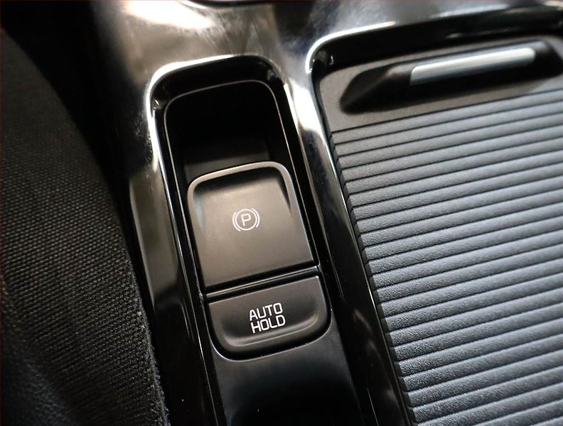 Kia XCeed (2024) 1.5 T-GDI - fotka 25 z 26