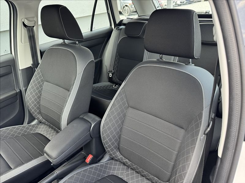 Škoda Fabia 1,0 TSI DPH 1.maj. původ ČR - fotka 21 z 50