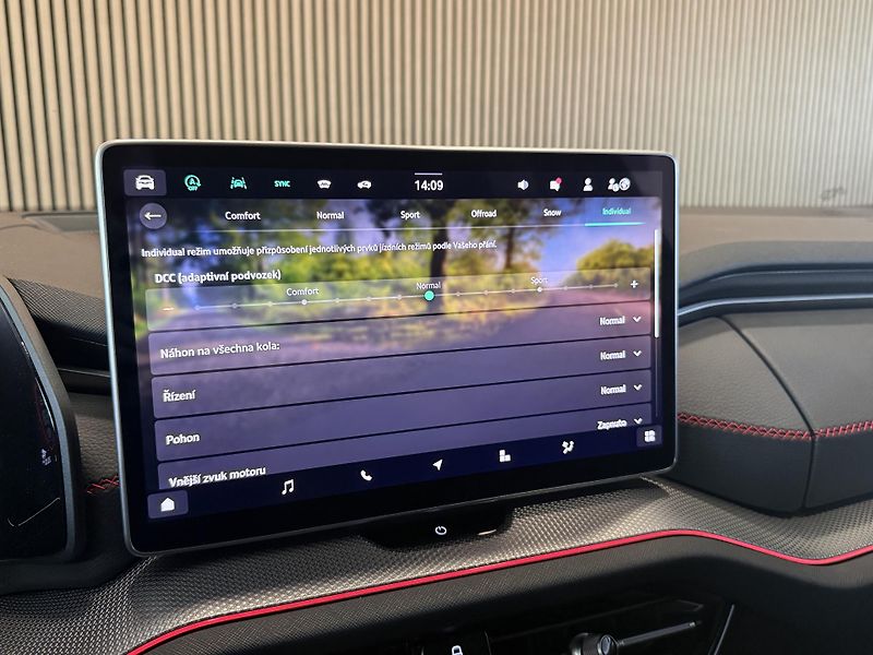 Škoda Kodiaq RS TSI Nez.Top Záruka Tažné CZ - fotka 36 z 48