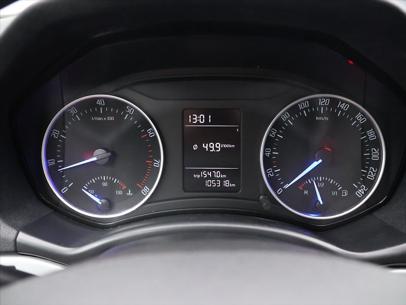 Škoda Octavia 1,4 TSI 90kW Ambiente CZ - fotka 15 z 26