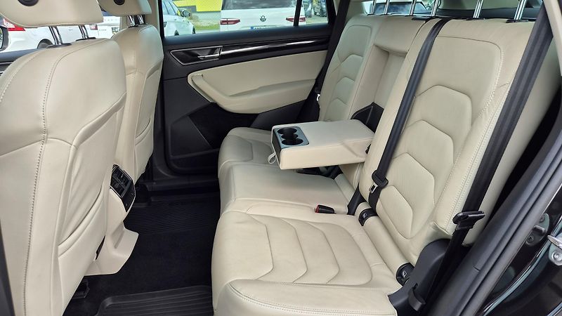 Škoda Kodiaq 2.0TDi 140kw Style+ ČR - fotka 13 z 24