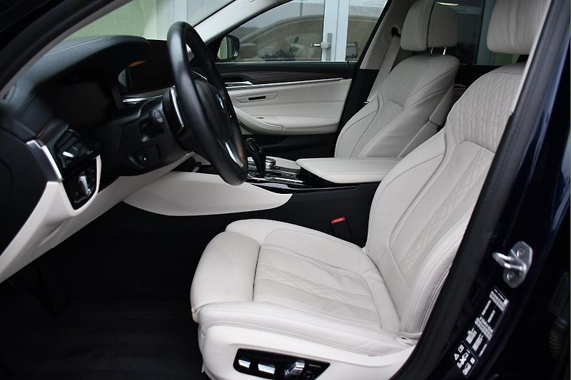 BMW Řada 5 540i xD LUXURY HUD LASER TAŽNÉ - fotka 13 z 46