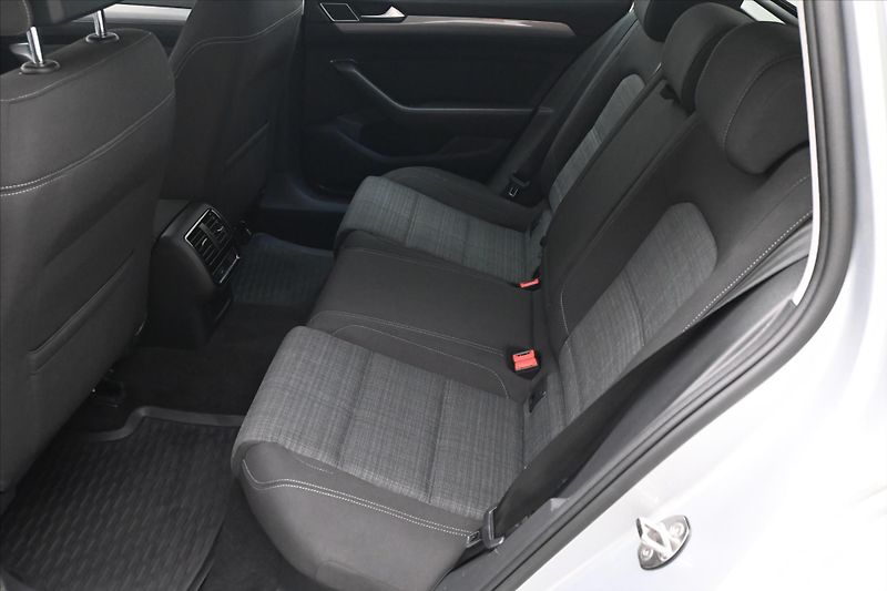 Volkswagen Passat 2,0 TDI 110kW Business Záruka - fotka 14 z 32