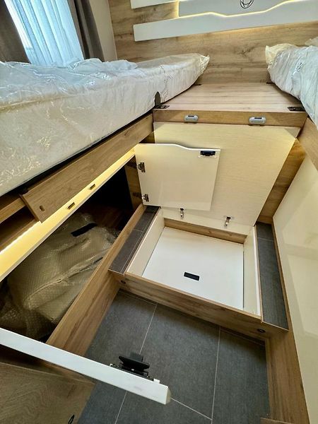 LeVoyageur (2025) 7.8GJL Eterna + BONUS - fotka 39 z 41