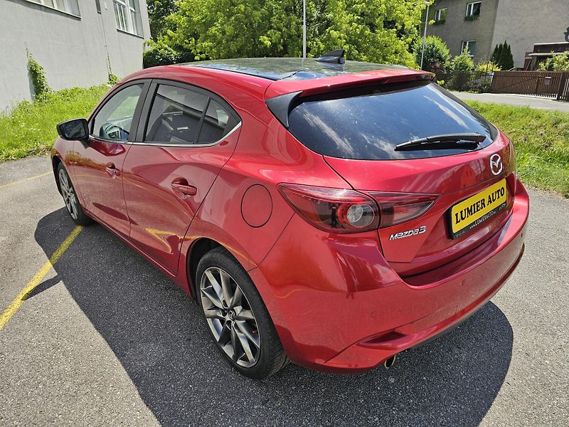 Mazda 3 (2018) 2.0i, NAVI - fotka 3 z 28