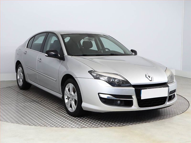 Renault Laguna (2008) 2.0 DCi, Xenony, Tempomat - fotka 1 z 15