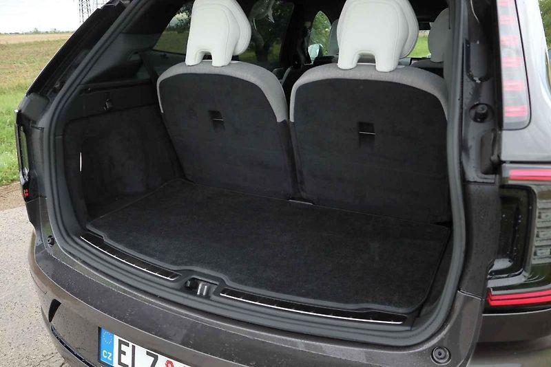 Volvo EX90 je největším SUV v nabídce značky.