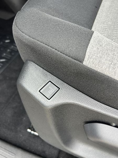 Citroën Berlingo (2026) PLUS TURBO 110k S&S MAN6 - fotka 11 z 11