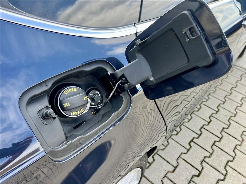 Audi A7 3,0 TDi S-line QUATTRO / LED - fotka 54 z 54