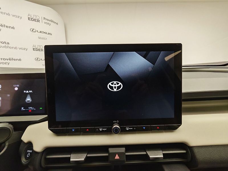 Toyota RAV4 2.5 Hybrid e-CVT 4x4 Executive - fotka 34 z 43